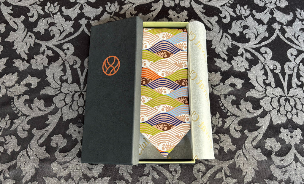 RAIDEN - Men's Printed Silk Tie - Cravat Club London